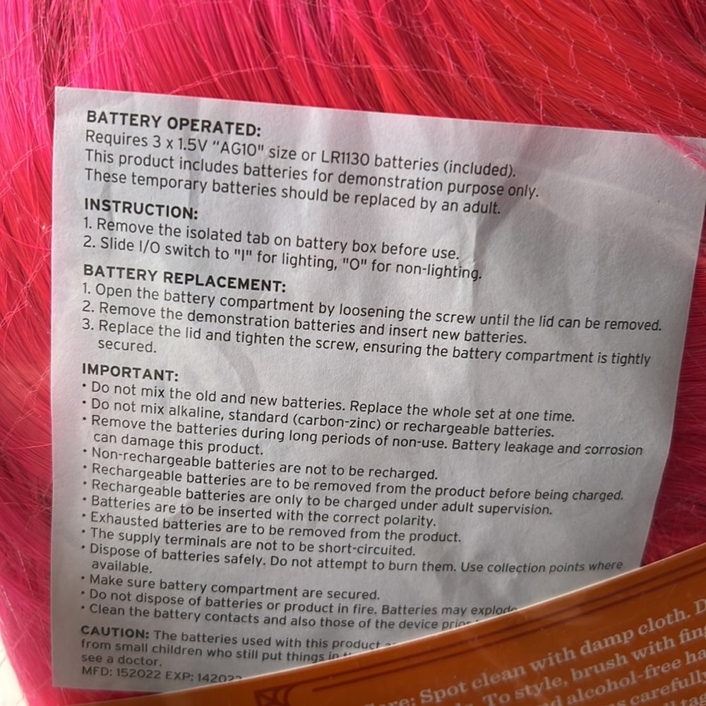 Hide and Eek Wig Light up Bob Wig Pink One Size New - Picture 5 of 8
